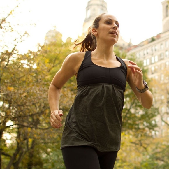 Lululemon Run: Your Heart Out Tank
Heathered Black / Black - Picture 2 of 11